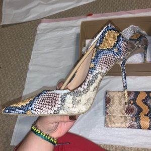 Vala Natural/Blue Multi Snake pumps and clutch
